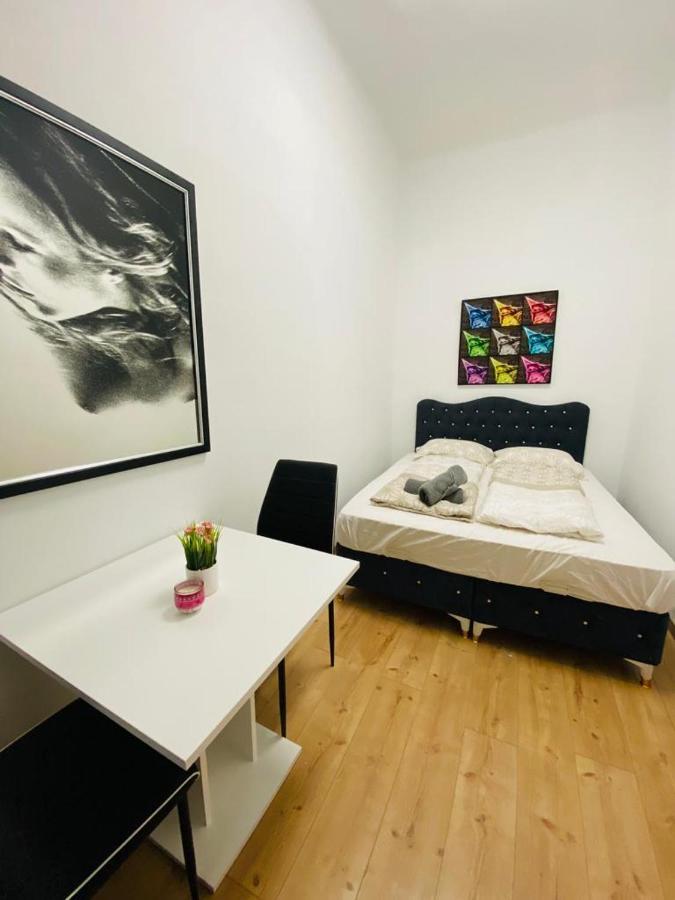 Deluxe Quad Room Dw Bécs Kültér fotó