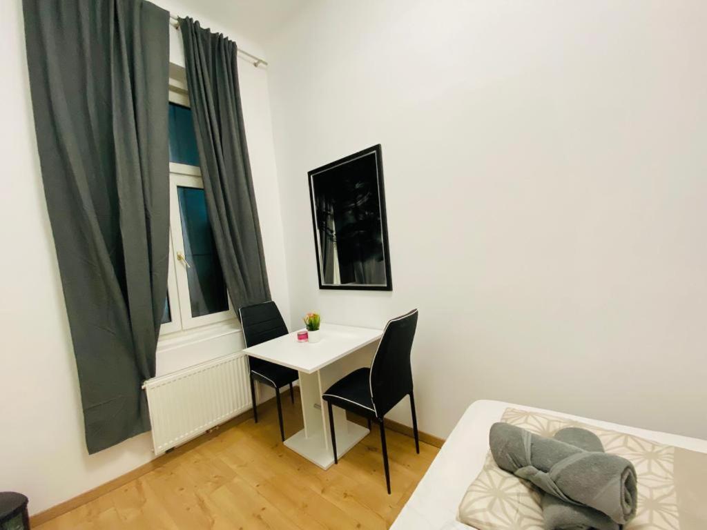 Deluxe Quad Room Dw Bécs Kültér fotó